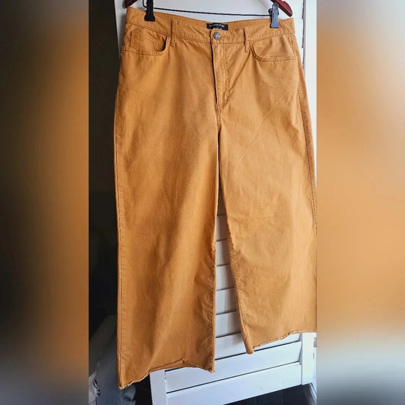 Banana Republic Camel Brown Denim Wide Leg Crop  Lightweight Size 10 waist 17" - Picture 1 of 8